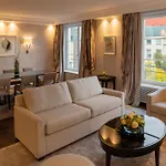 Bayerischer Hof 5*