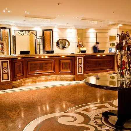 Bayerischer Hof 5* Munich
