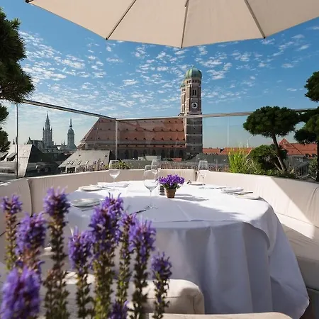 Bayerischer Hof - The Leading Of The World Отель Мюнхен