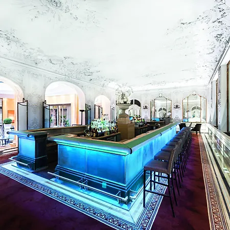 Bayerischer Hof - The Leading Of The World Отель 5*