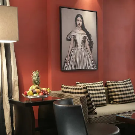 Bayerischer Hof - The Leading Of The World Мюнхен