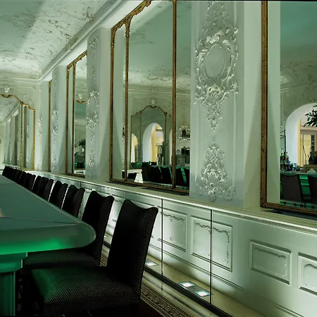 Отель Bayerischer Hof - The Leading Of The World