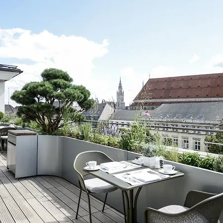 Hotel Bayerischer Hof 5*