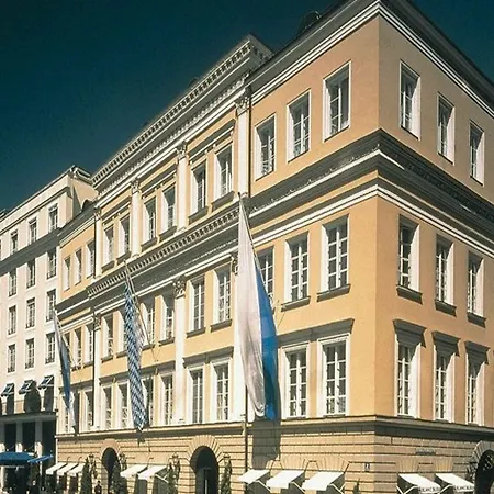 Отель Bayerischer Hof - The Leading Of The World