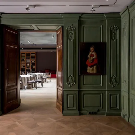 Bayerischer Hof - The Leading Of The World Мюнхен