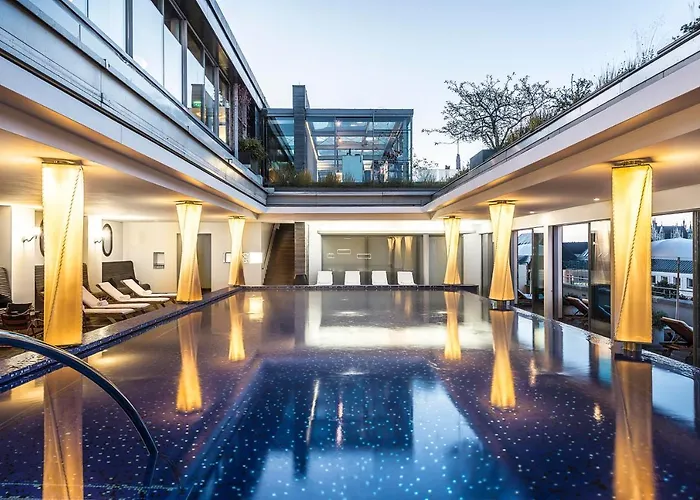 Bayerischer Hof Monaco di Baviera