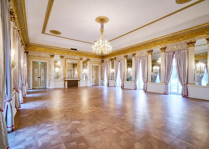 Hotel Bayerischer Hof 5*